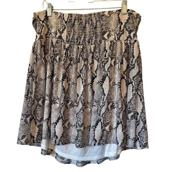 NEW Torrid Strapless Snakeskin Babydoll Top Size 1X NWT - Picture 5 of 16
